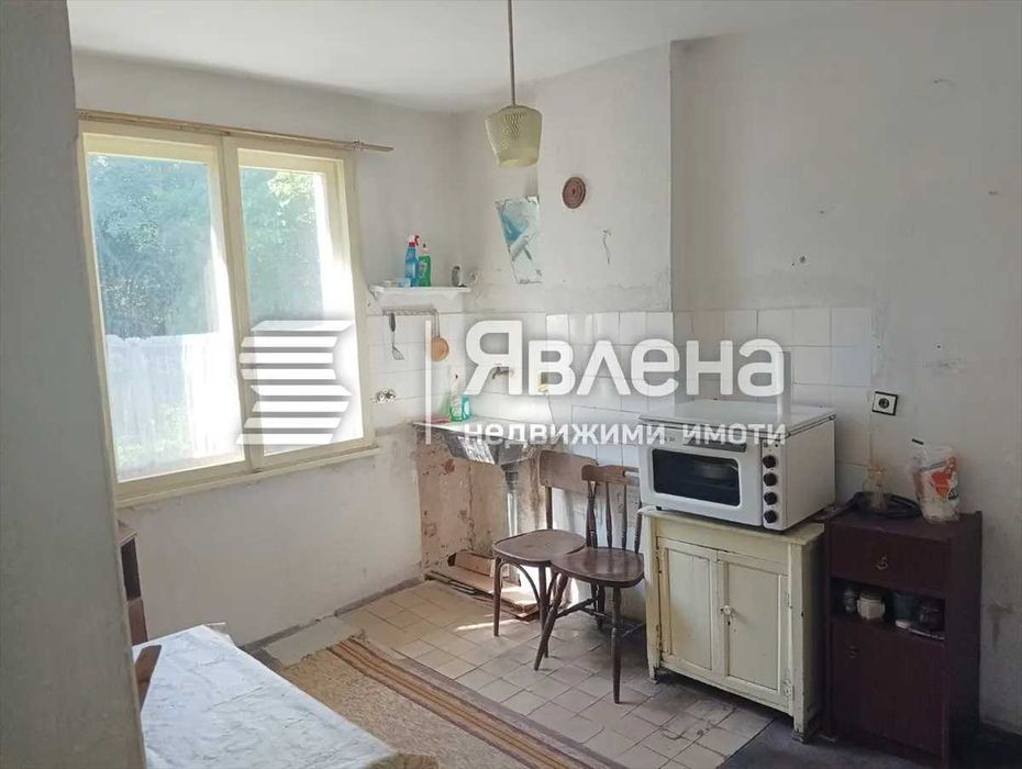 Продава се Къща в с. Долни Окол, Област София-област - 160 кв.м за 430 €/кв.м - Снимка #3