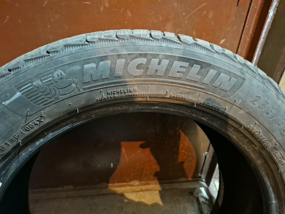 Продавам зимна гума