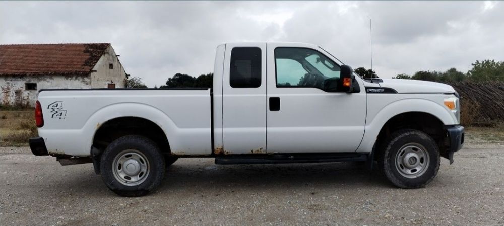 FORD F350 2014 6.2 SUPER DUTY 4x4 cu TVA Deductibil