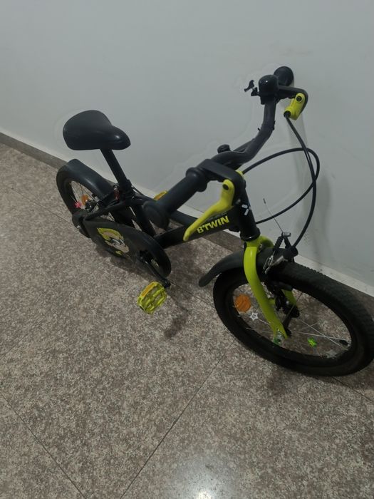 Bicicleta copii B'Twin Dark Hero 500  Decathlon – Roti 16 inch (4-6 ani)