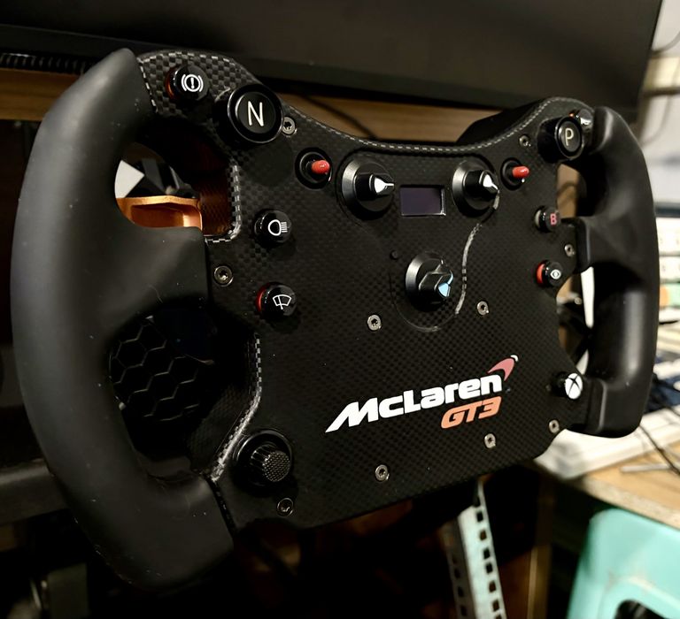 Игровой руль Fanatec CSl DD 8 Nm для PS 3-5, ПК, XBOX