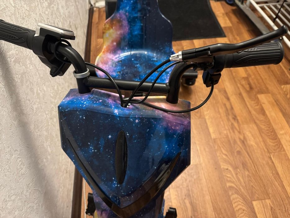 Продам трехколёсный дрифткарт