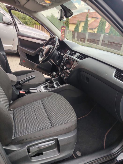 Vand Skoda Octavia 2014 /150PS/Climatronic/Senzori parcare/Pilot Automat!