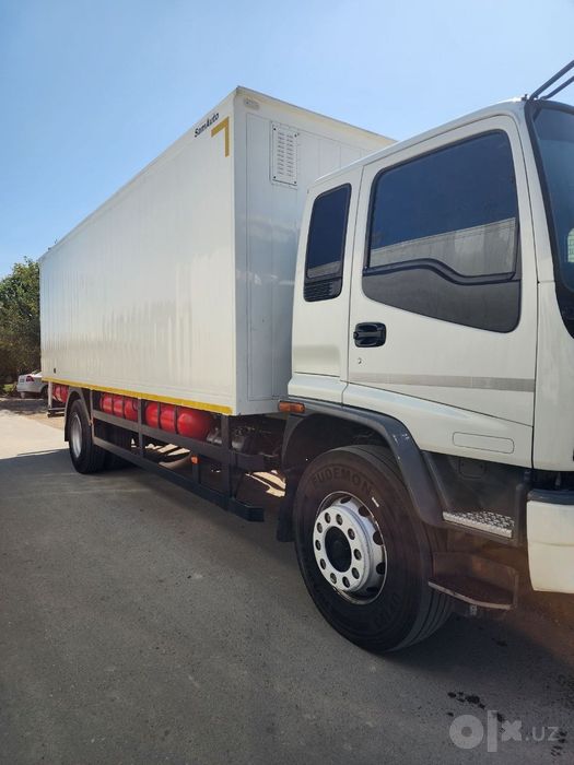 Isuzu 10 tonna..