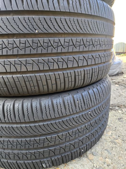 4бр. 285 40 22 Pirelli всесезонни.