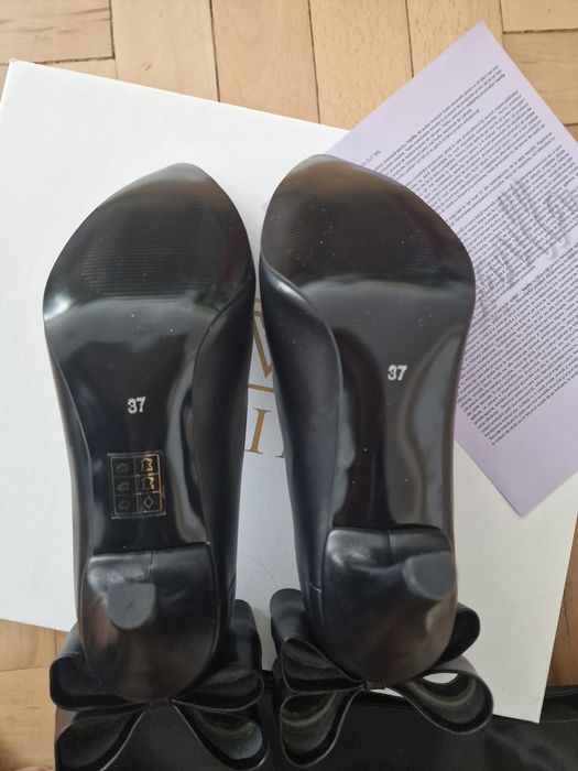 Pantofi din piele
