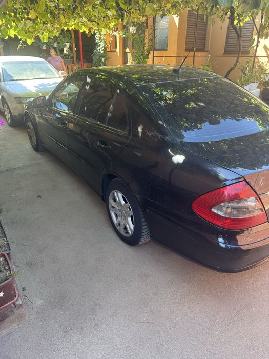 Mercedes E 200 W 211