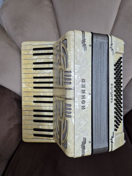 Acordeon Hohner Tango Bandon 8/80