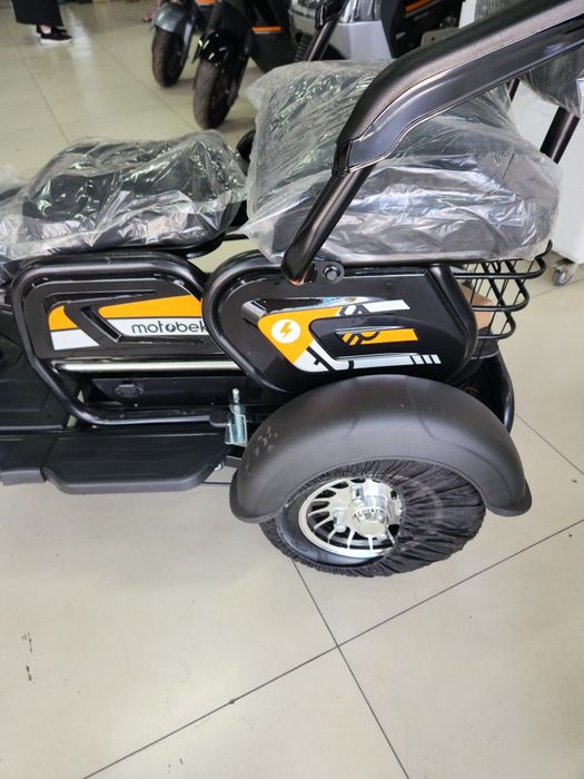 Трех колёсный электроскутер для тех кто любит комфорт