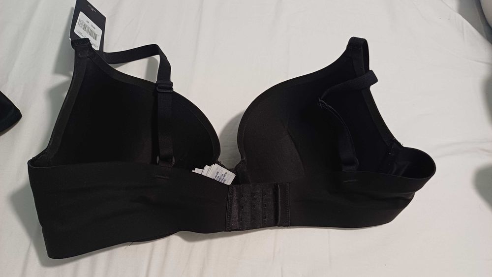 Tommy hilfiger черен сутиен 85 В нов