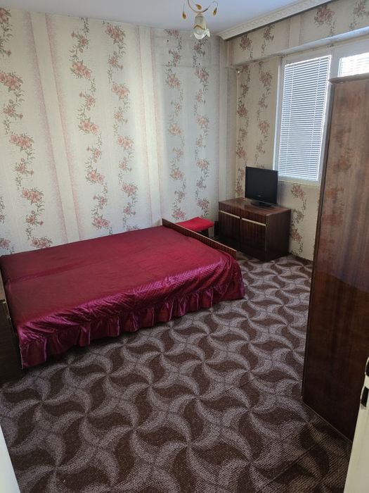 Дава се под наем Двустаен апартамент в Горна Оряховица - 70 кв.м за 250 € - Снимка #1