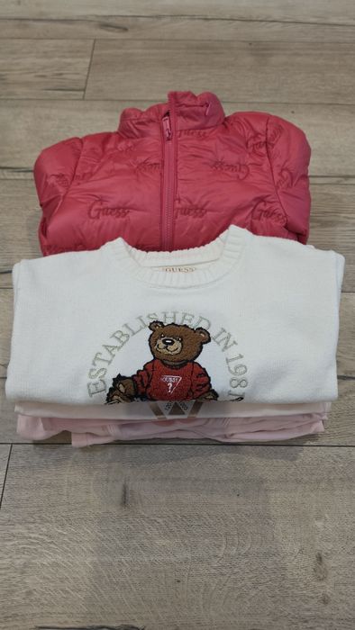 Дрехи на Guess за момиче на 4 години