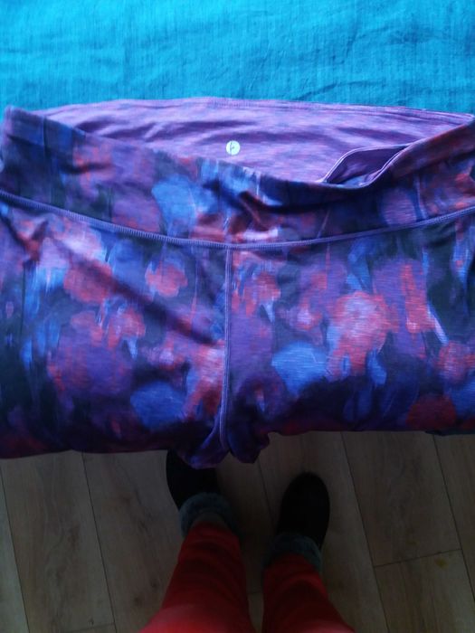 Дамски спортни клинове