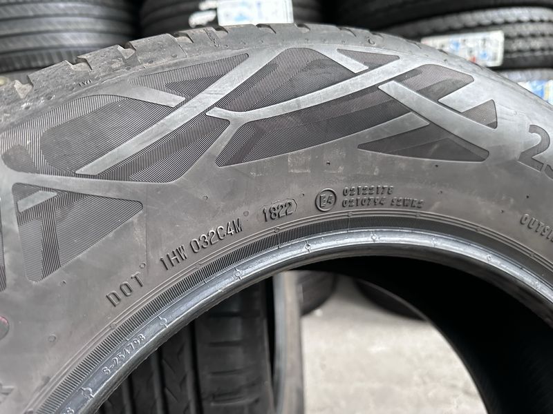 235/65/17 CONTINENTAL 4бр