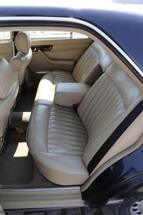 Mercedes Benz - W126 / 300 SE