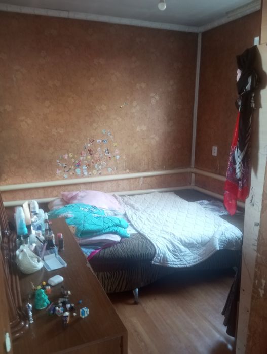Прадам два дома на одном участке