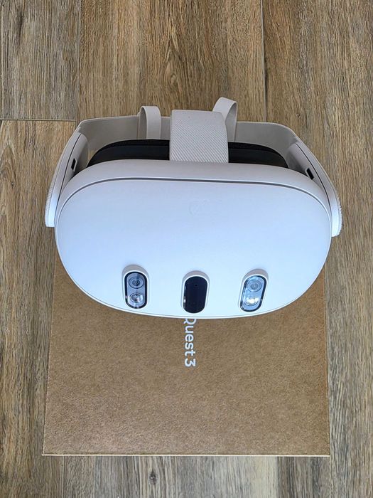 VR META Quest 3, 128GB, Alb Sibiu • OLX.ro