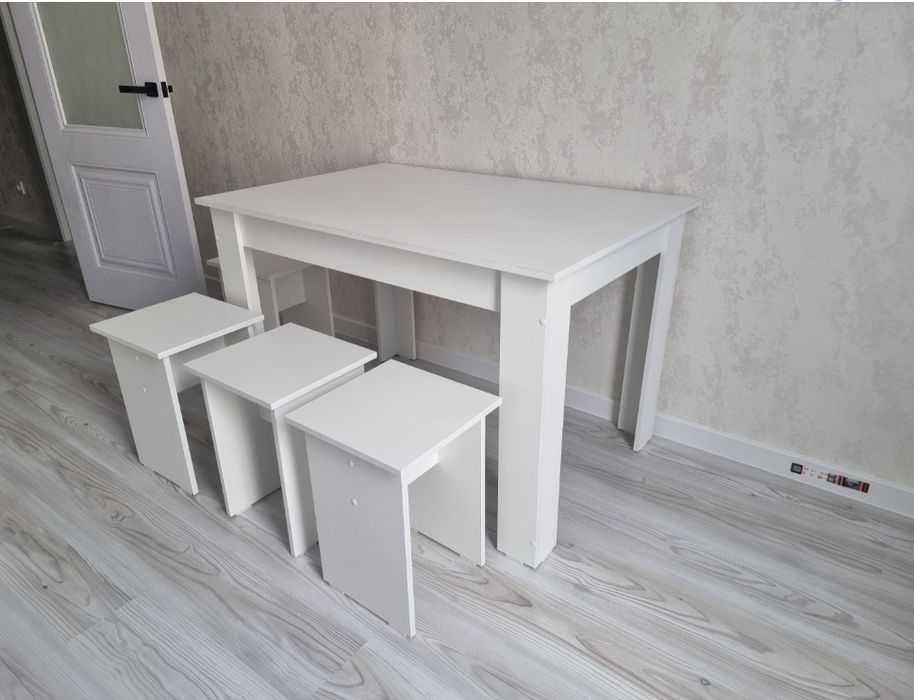 Кухонный столы на заказ