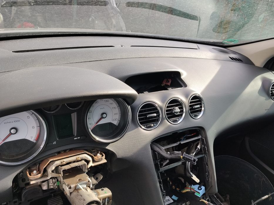 Dezmembrez Peugeot 308 sw, 2009, motor 1.6