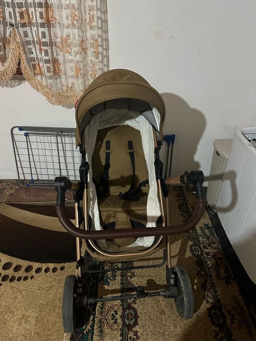 Детская коляска.