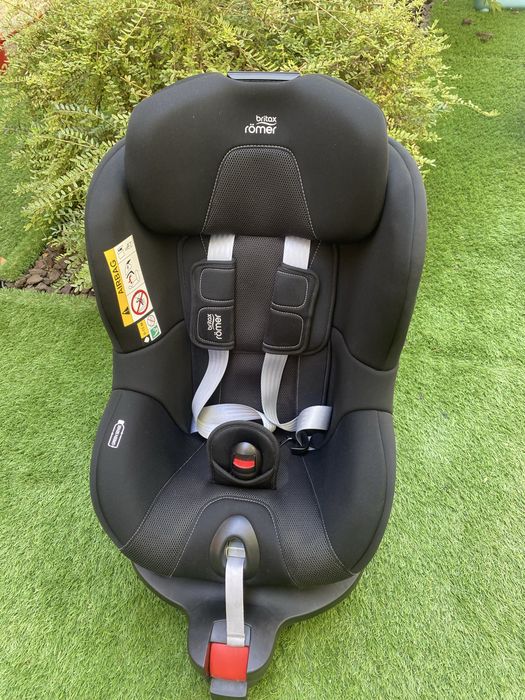 Scaun auto Britax Römer DUALFIX, cu bază ISOFIX și rotire 360°
