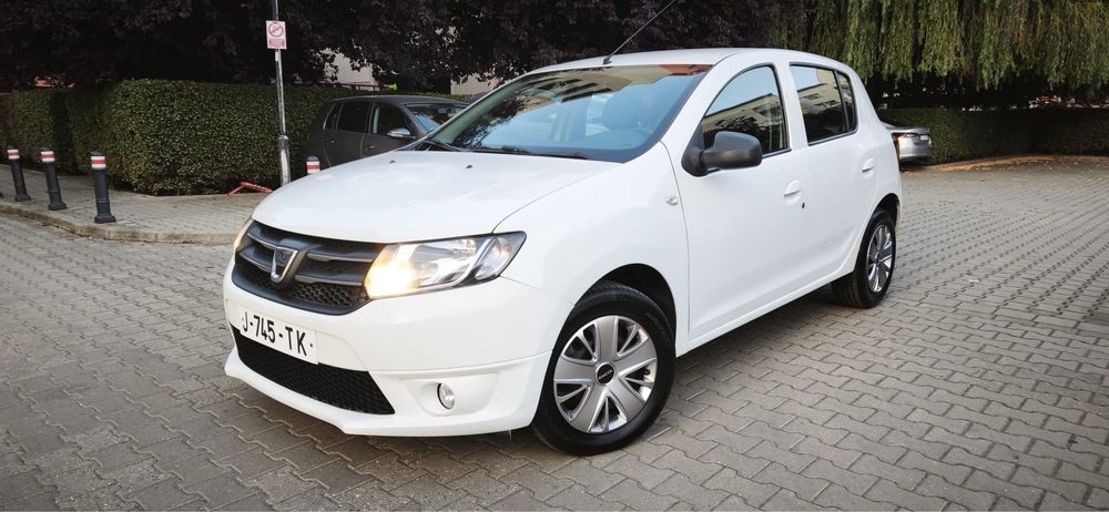 DACIA Sandero 2015