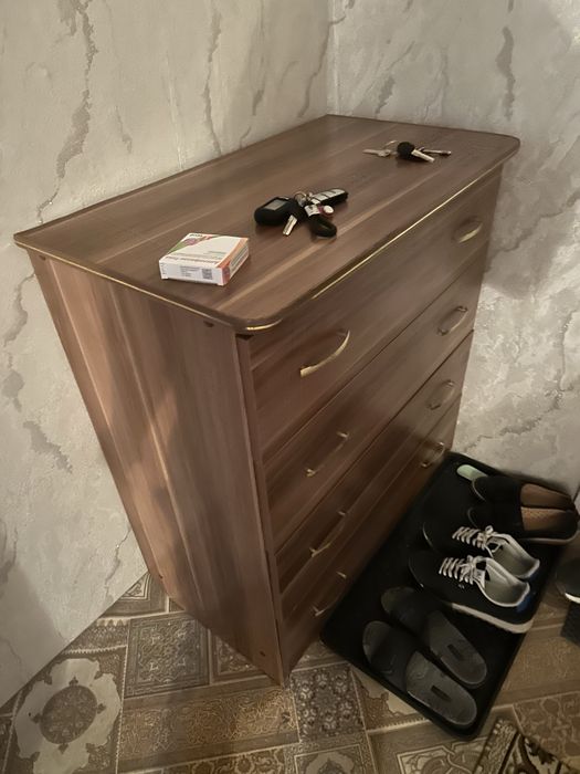 Продам камод в хорошем состоянии