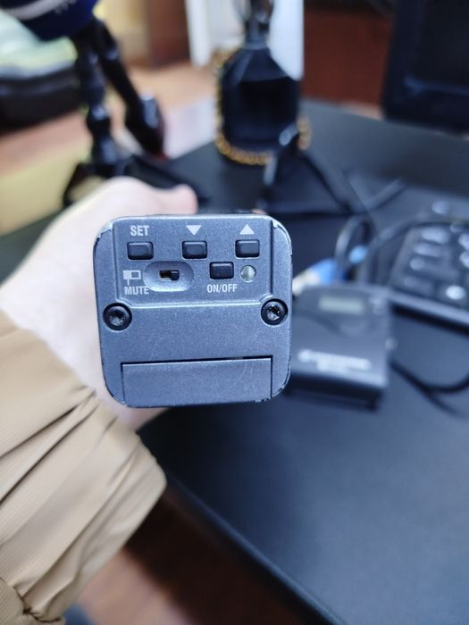 Беспроводной микрофон Sennheiser
