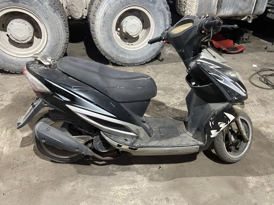 Продам скутер 80 кубов