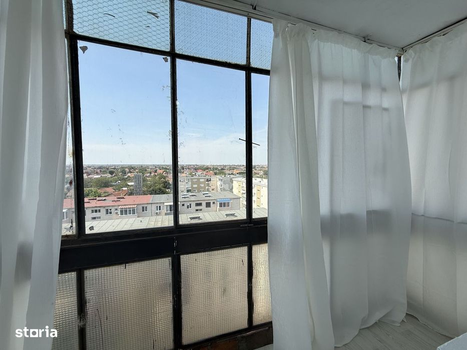 Apartament 3 camere, decomandat, renovat recent, Aradul Nou