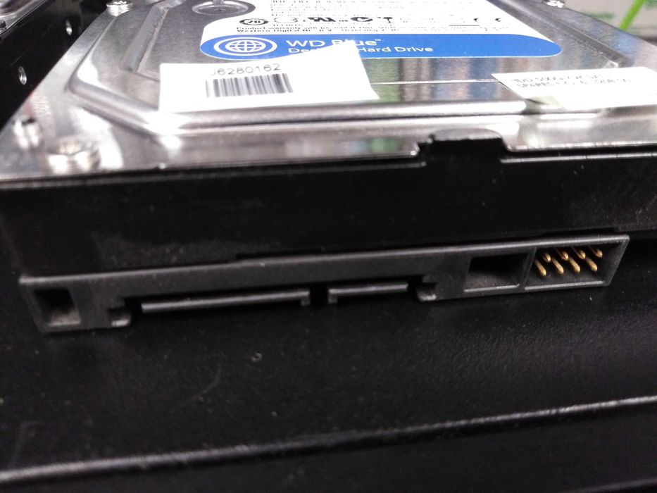 Твърд диск 500GB SATA hard disk