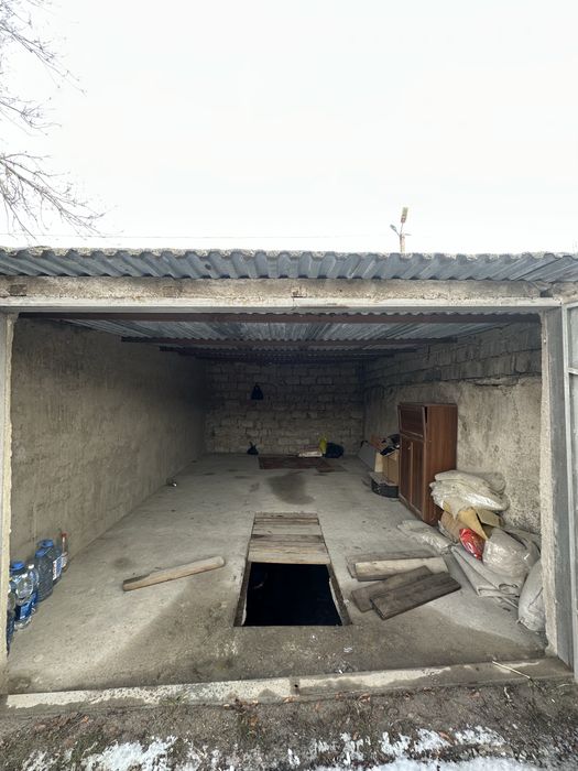 Продаеться гараж