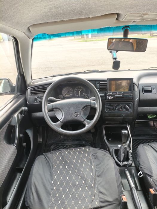 Продам Volkswagen Golf 3.