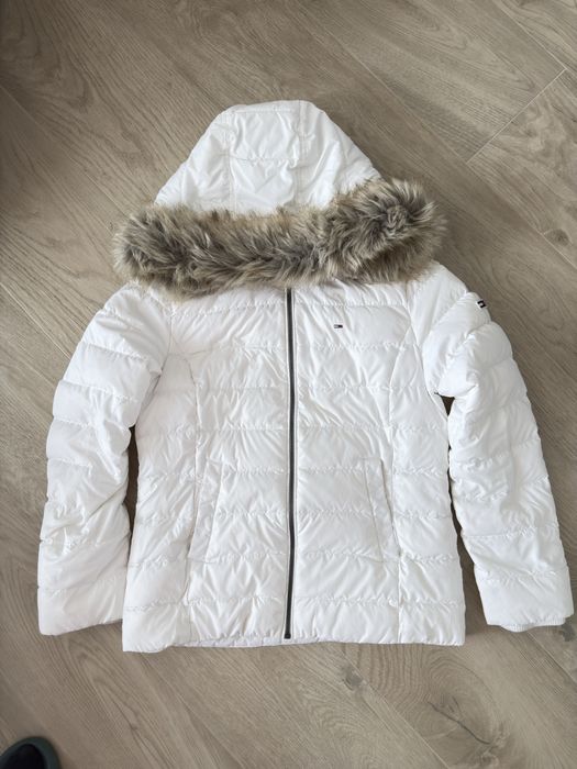 Дамско яке с гъши пух Tommy Jeans
