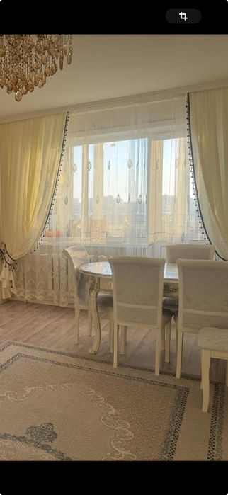 Продам шторы комплект новый