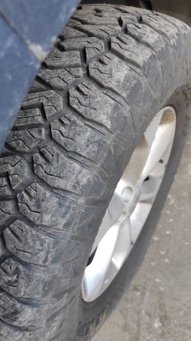 Шины Maxxis Razr AT