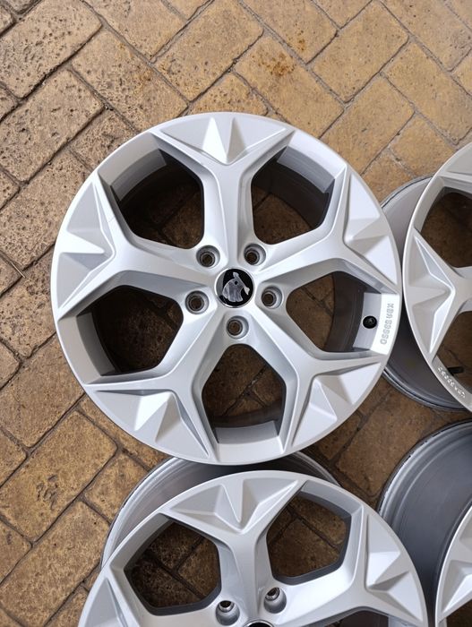 Нови джанти за Шкода 5х112 17  цола