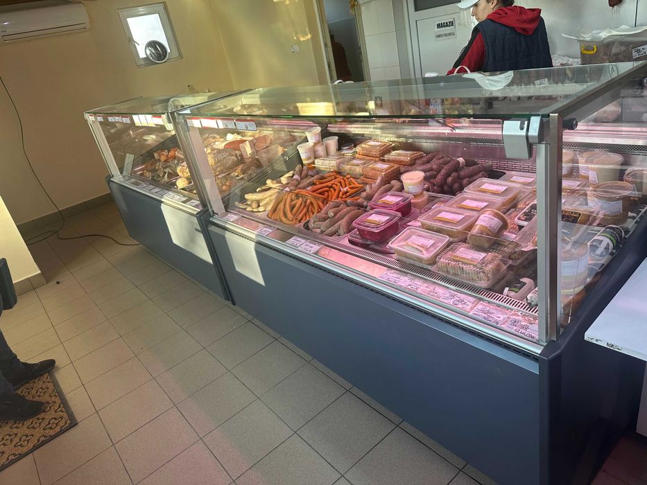 Vitrina orizontala / Mezeluri / Carne / FDI 160 cm - 90 CM expunere