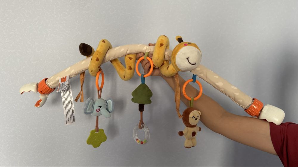 Игрушка на кроватку