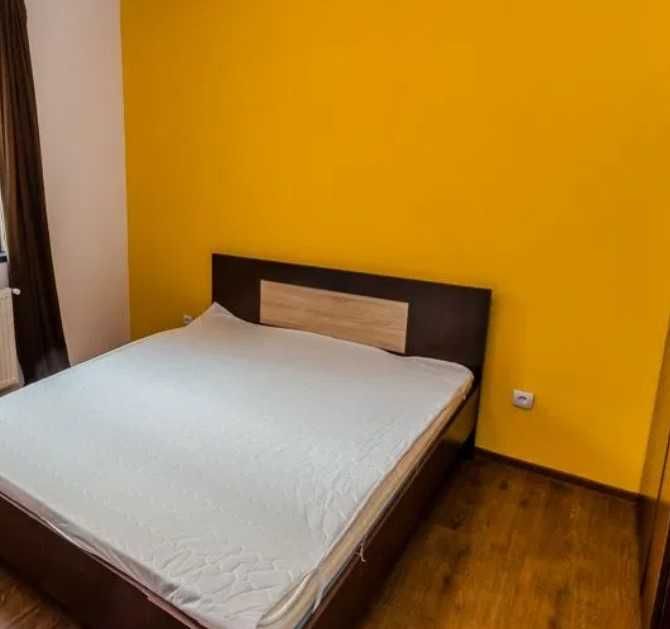 Дава се под наем Тристаен апартамент в Пловдив, Център - 77 кв.м за 244.8 € - Снимка #2