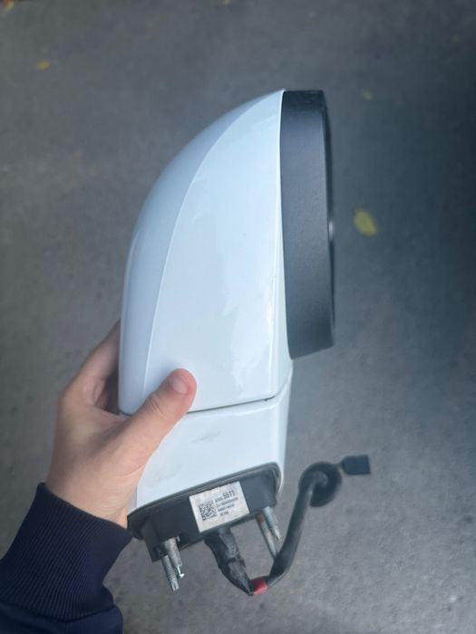 Боковое зеркало. Продам на запчасти