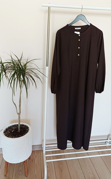 Rochie lungă cu mâneci