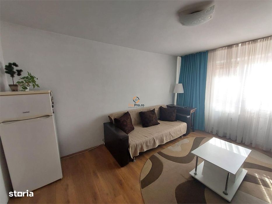 Garsoniera etaj 3 Zona Buziasului