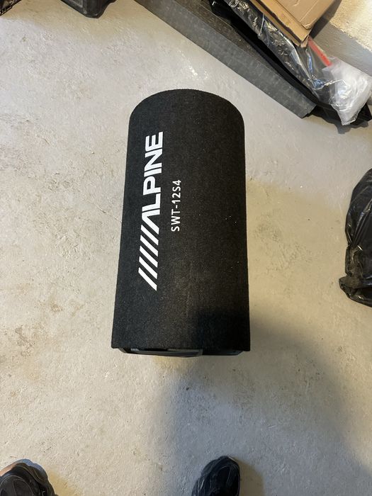 subwoofer cu statie alpin