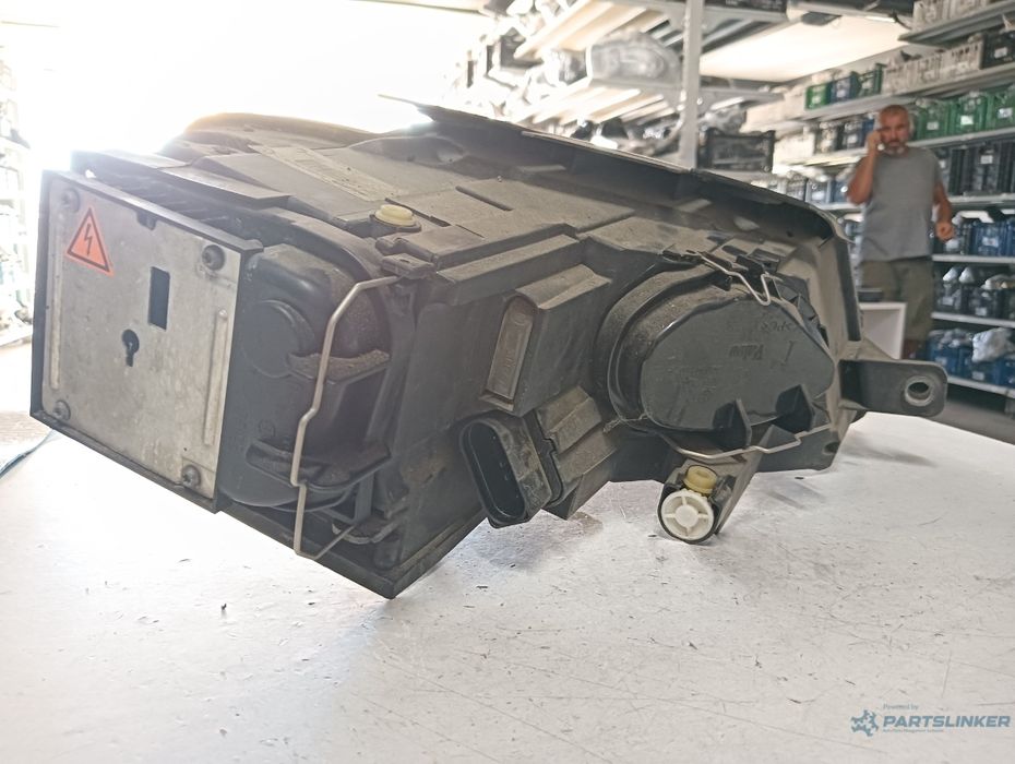 Far Xenon Stanga Fata Volkswagen Passat (3C2) [ 2005 - 2010 ] Oem 3C09