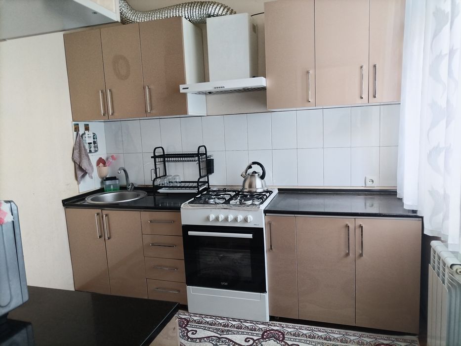 Sergeli 6 a da 2 xonali uy sotiladi