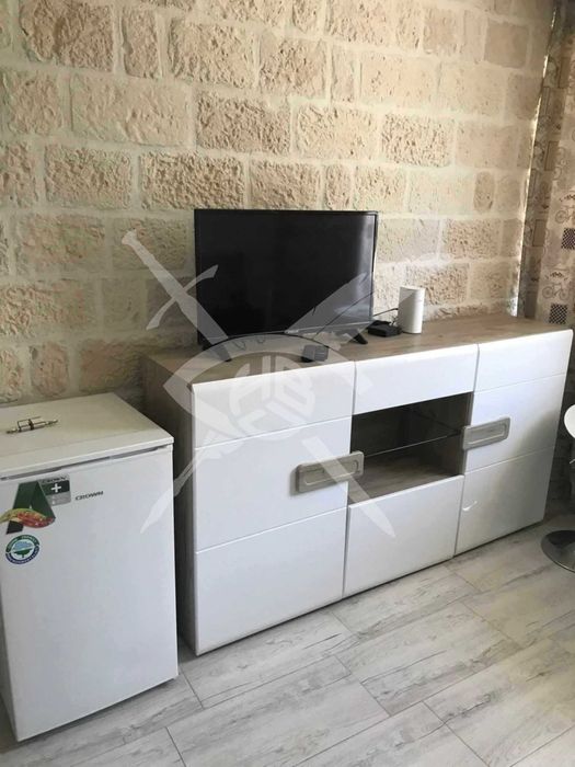 Дава се под наем Едностаен апартамент в Варна, Левски - 20 кв.м за 265 € - Снимка #2