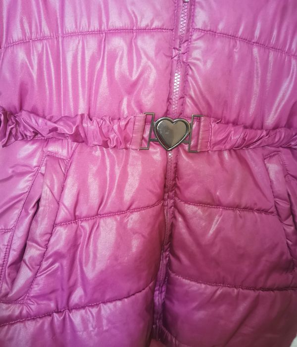 Зимно яке момиче