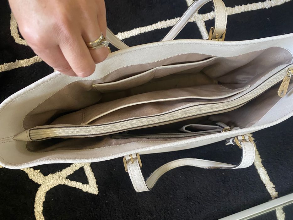 Оригинална Дамска Чанта на Michael Kors