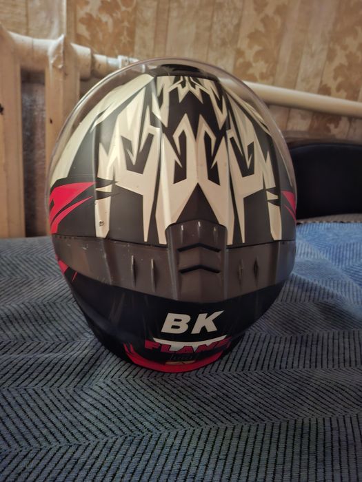 Продам мото шлем